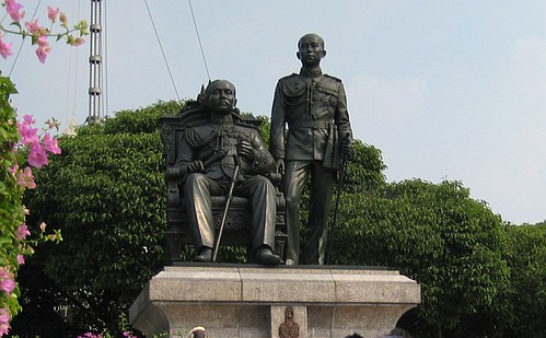 King Rama V and VI, founders of Chula
